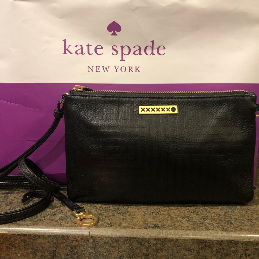 Kate Spade Saturday zigzag crossbody bag.